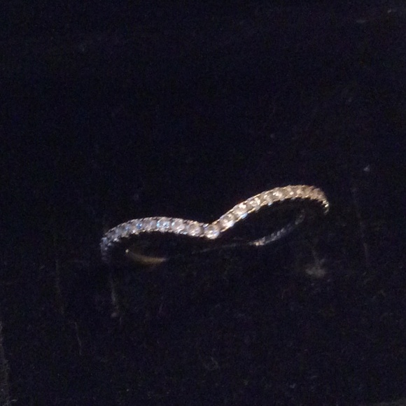 Pandora Wishbone ring with CZ stones - Picture 2 of 3